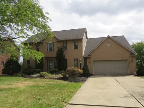 328 Grail Hill Ct, Oakdale, PA 15071