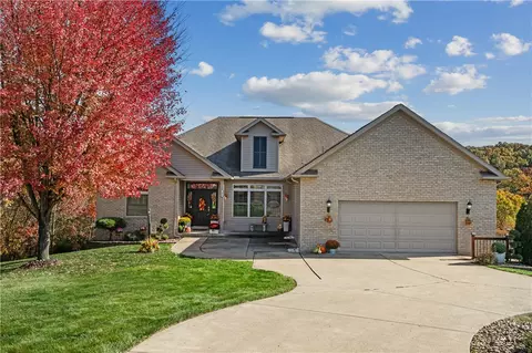 106 Whitetail Dr, Beaver Falls, PA 15010