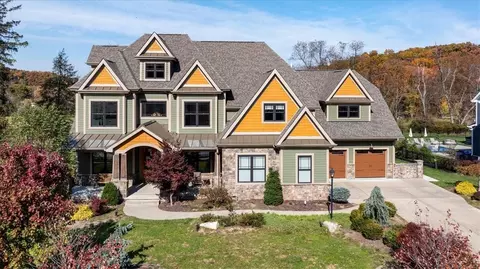 103 Morningside Dr, Cranberry Township, PA 16066