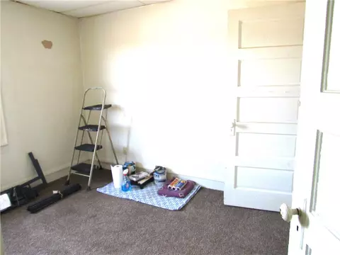 Bedroom - 314 316 Spruce St, Vandergrift, PA 15690 photo 4 of 8