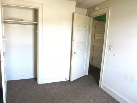 Bedroom - 314 316 Spruce St, Vandergrift, PA 15690 photo 3 of 8