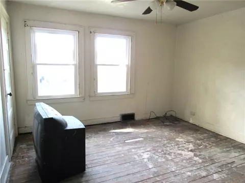 Bedroom - 314 316 Spruce St, Vandergrift, PA 15690 photo 7 of 8
