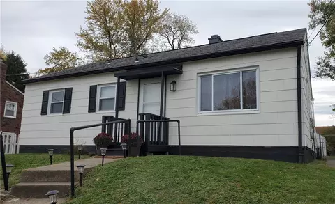 1026 Lindberg Ave, Homestead, PA 15120