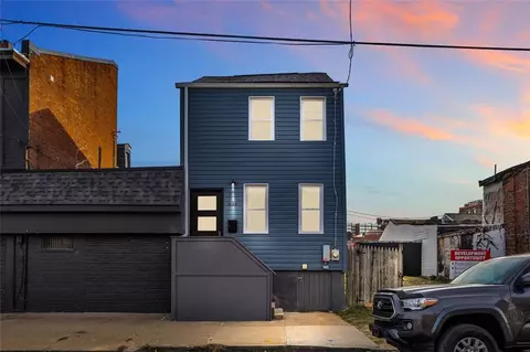 633 Foreland St, Pittsburgh, PA 15212