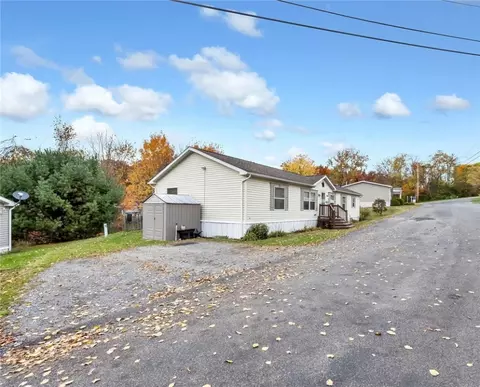 602 Deana Way, Rochester, PA 15074