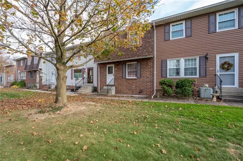 1007 Alpen Strasse, Latrobe, PA 15650