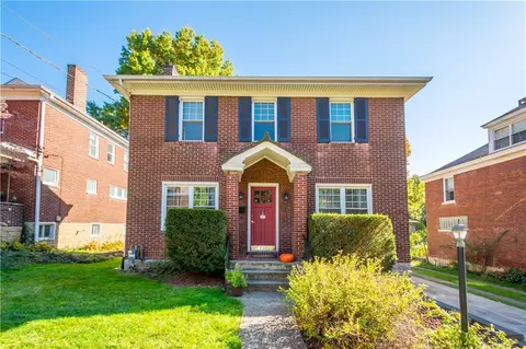 239 Atlanta Dr, Pittsburgh, PA 15228