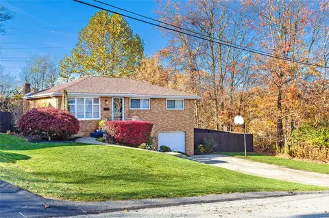1120 Alberta Dr, North Huntingdon, PA 15642 photo 22