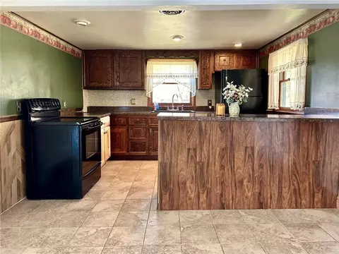 1281 Old State Rd, Apollo, PA 15613 photo 12