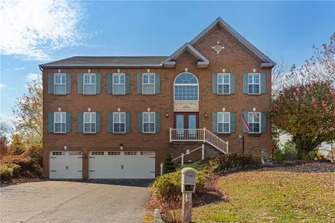 401 Chapeldale Dr, Apollo, PA 15613