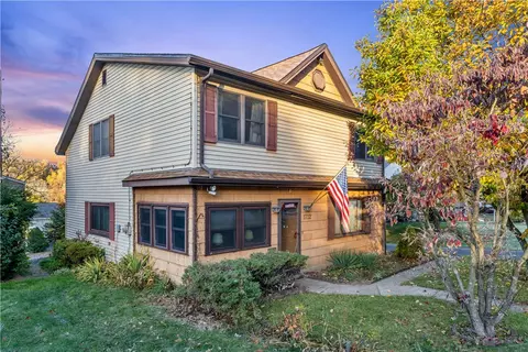 1712 Vermont Ave, White Oak, PA 15131