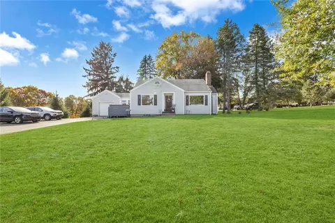 5215 Tuscarawas Rd, Beaver, PA 15009