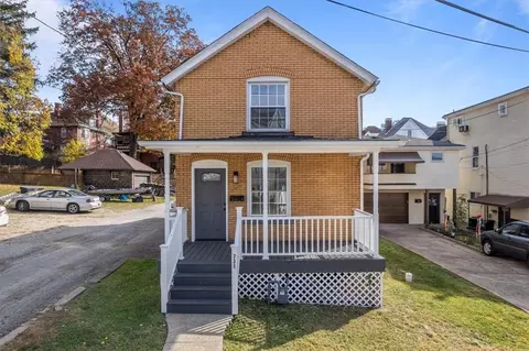 731 Pine St, Irwin, PA 15642
