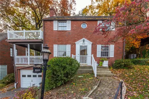 2334 Meadow Dr, Pittsburgh, PA 15235