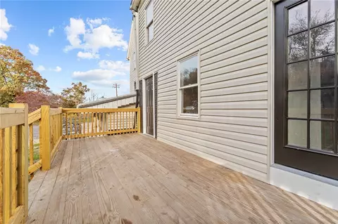 Exterior - 734 Colonial Ave, Monaca, PA 15061 photo 4 of 5