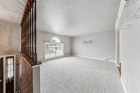 Living - 5 Aspen Dr, Irwin, PA 15642 photo 1 of 5
