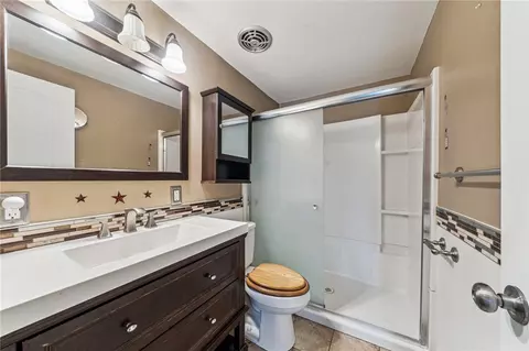 Bath - 5 Aspen Dr, Irwin, PA 15642 photo 1 of 1