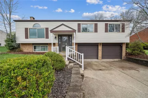 5 Aspen Dr, Irwin, PA 15642
