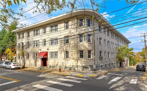 5523 Ellsworth Ave #11C, Pittsburgh, PA 15232
