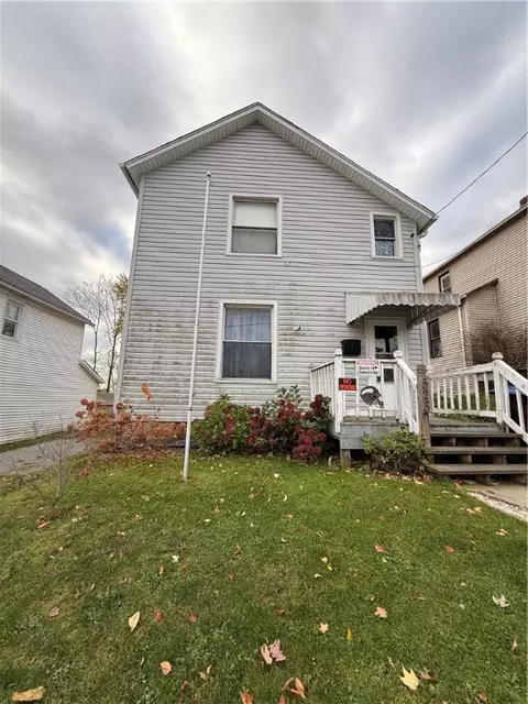 523 Grant St, Sharon, PA 16146