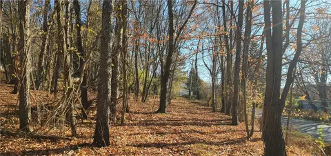 215 Bedillion Rd, Washington, PA 15301