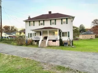 809 Story Rd, Slickville, PA 15684