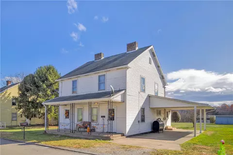 64 Hickory Rd, Uniontown, PA 15401
