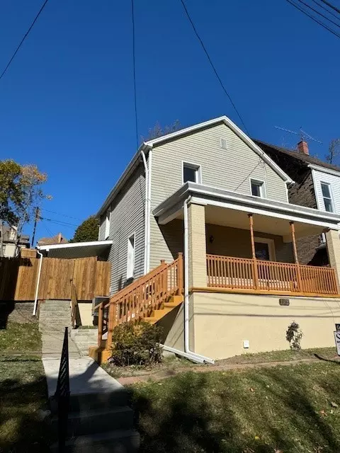 129 N Good St, Jeannette, PA 15644