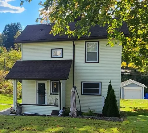 334 Valley St, Mcdonald, PA 15057