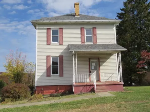 211 High St, Irwin, PA 15642