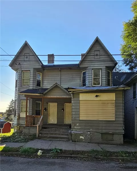 908-908 5 Pollock Ave, New Castle, PA 16101