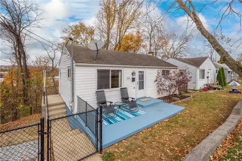 1329 Terrace St, Bridgeville, PA 15017