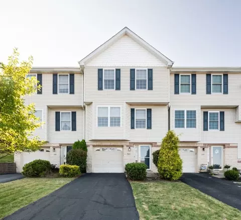 3008 Duncan Ln, Pittsburgh, PA 15236
