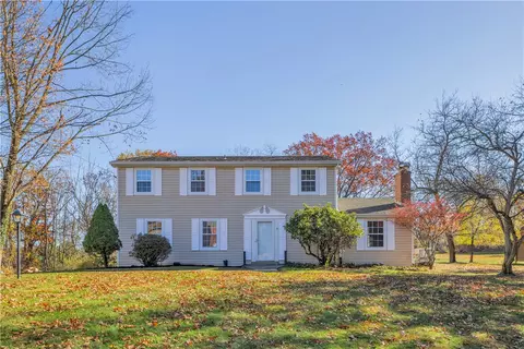 4236 Tanglewood Dr, Allison Park, PA 15101