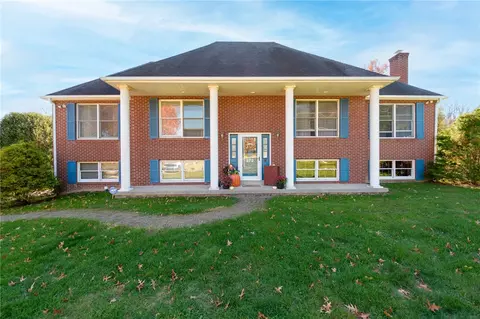 372 Vernon Dr, West Newton, PA 15089