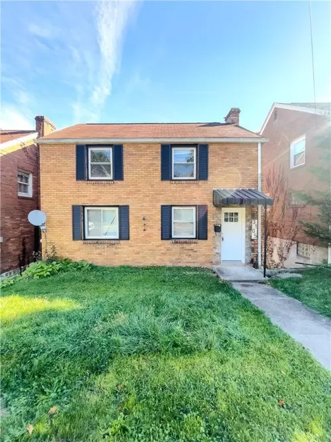 3105 Elroy Ave, Pittsburgh, PA 15227