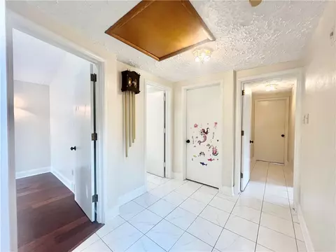 Entry Way - 4908 Simmons Cir, Export, PA 15632 photo 4 of 4