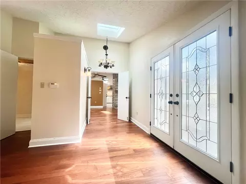 Entry Way - 4908 Simmons Cir, Export, PA 15632 photo 3 of 4