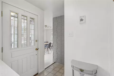 14178 Roberta Dr, Irwin, PA 15642 photo 11