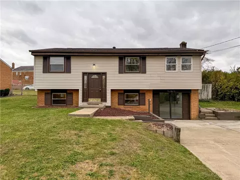 152 William Cir, Mckees Rocks, PA 15136