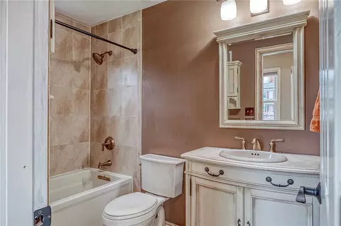 144 Rizzi Dr, Irwin, PA 15642 photo 18