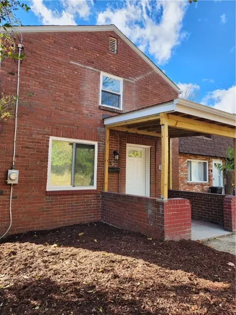 2342 Buena Vis, Pittsburgh, PA 15218