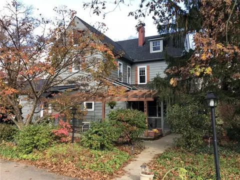 395 4th Ave, Beaver Falls, PA 15010