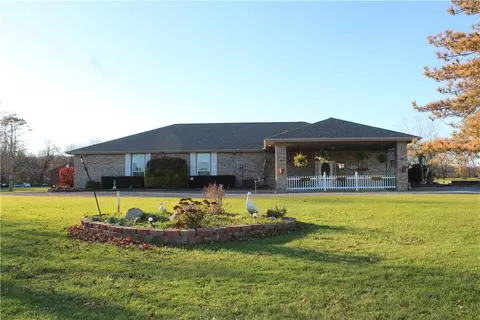 3481 Sandy Lake New Lebanon Rd, Sandy Lake, PA 16145