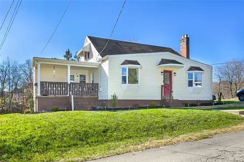 409 Old Town Rd, Carmichaels, PA 15320