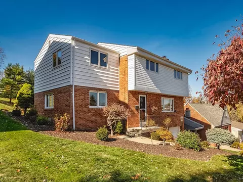 5444 California Ave, Bethel Park, PA 15102