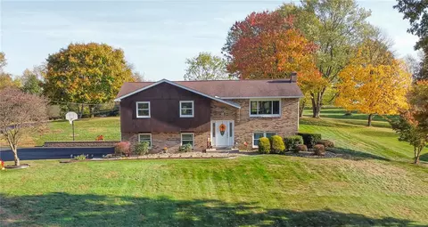 2681 Farm Spur Rd, North Huntingdon, PA 15642