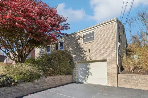 3833 Churchview Ave, Pittsburgh, PA 15236