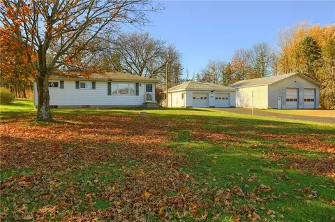 335 Mccaslin Rd, New Castle, PA 16101