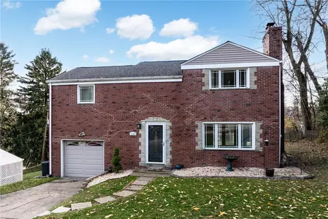 130 Sylvania Dr, Pittsburgh, PA 15236